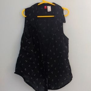H&M Divided button up tank